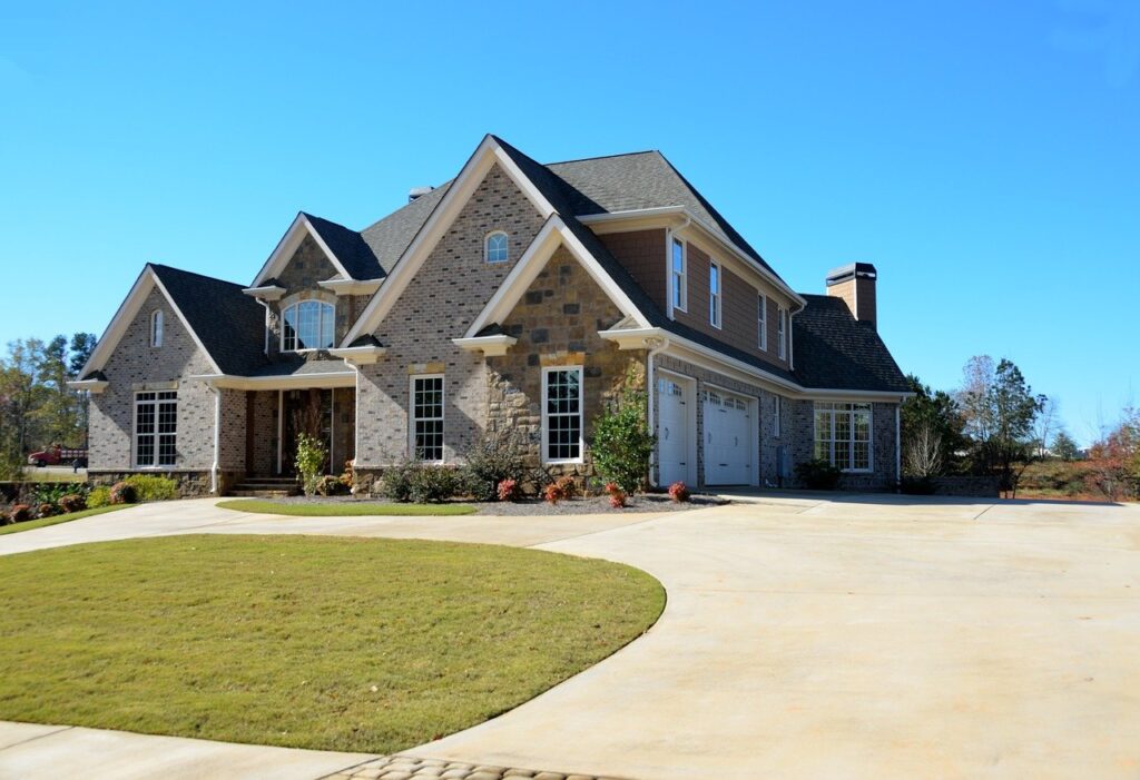 Important tips for selling your luxury homes